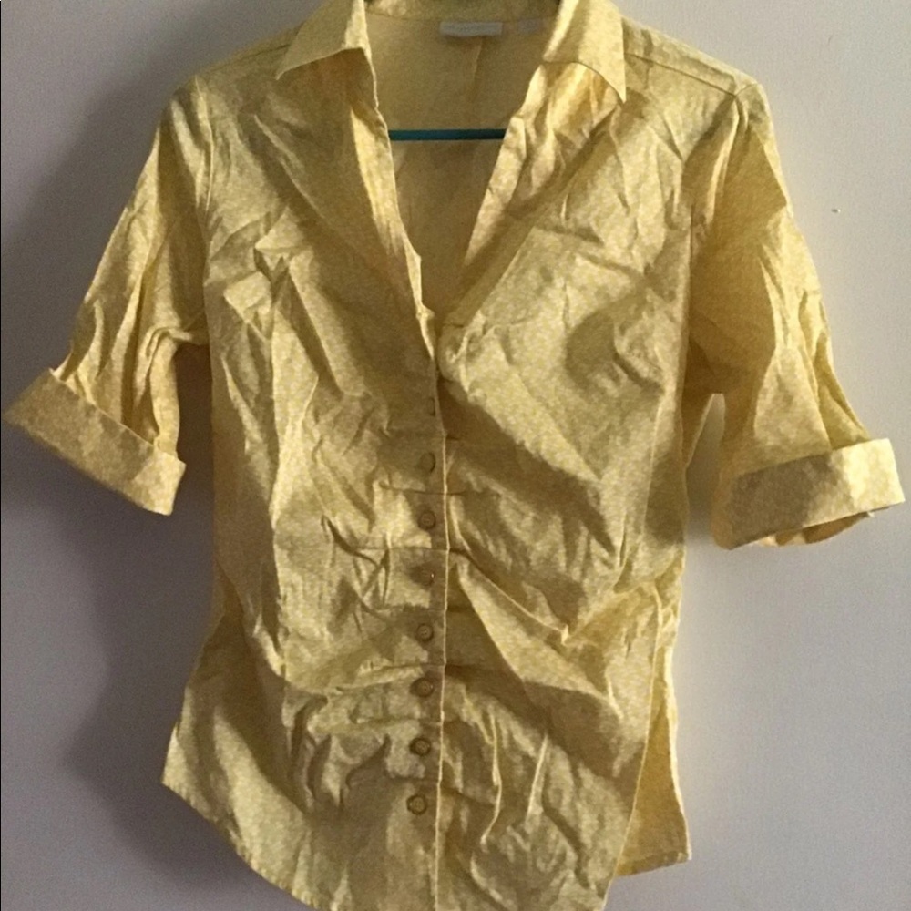 Two medium shirts - Picture 2 of 3